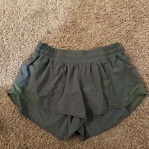 lululemon hotty hot shorts green